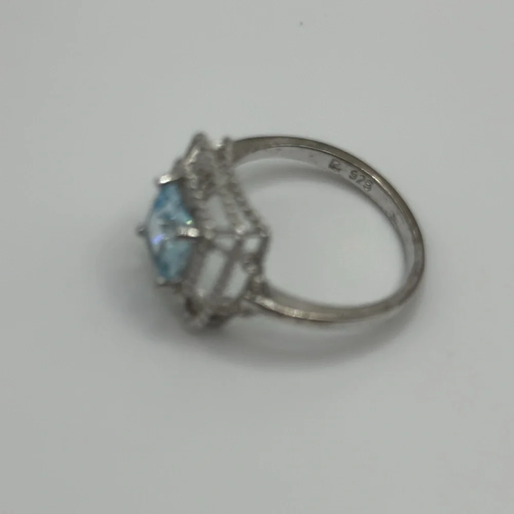 Gorgeous topaz color crystal Elegant 925 silver ring ✨